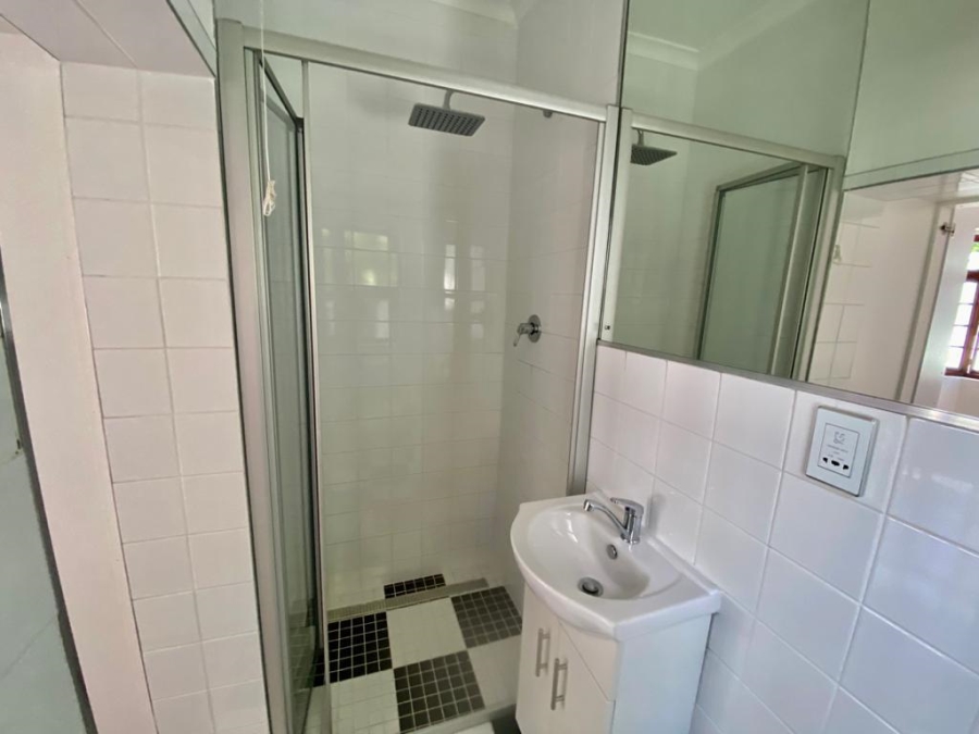 3 Bedroom Property for Sale in Vredehoek Western Cape